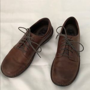 Born lace-up leather loafers